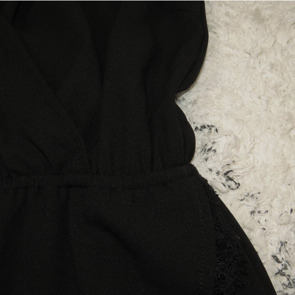 Lovers + Friends | Cant Let Go Lace Trim Romper - Picture 6 of 16